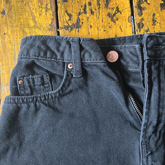 H&M Black Denim Mini Skirt - Picture 2 of 3